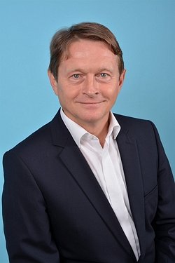 andrej_kav__ek___upan_ob__ine___rnomelj_res.jpg