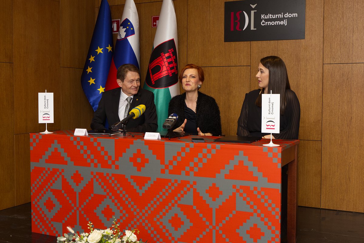 Novinarska konferenca ob odprtju KDČ